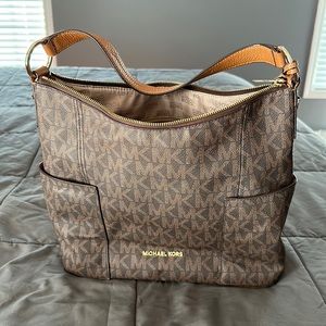 Michael Kors Shoulder Bag